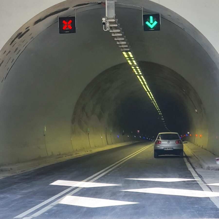 Llogara tunnel